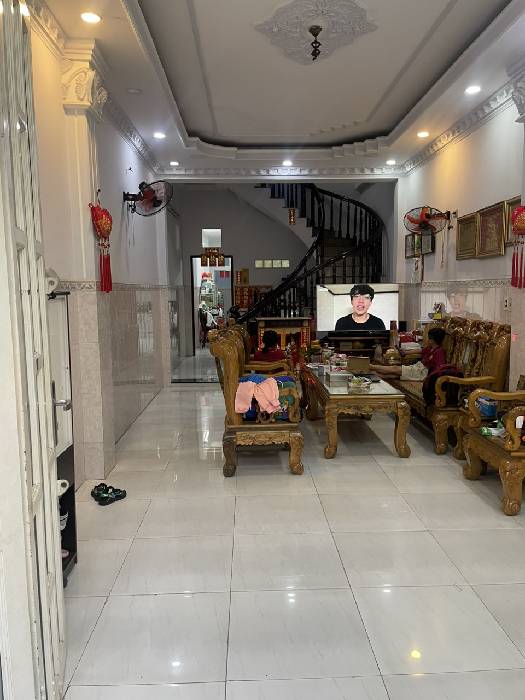 ALONHADAT .NET.VN - Tuyển Môi Giới Nhà Đất